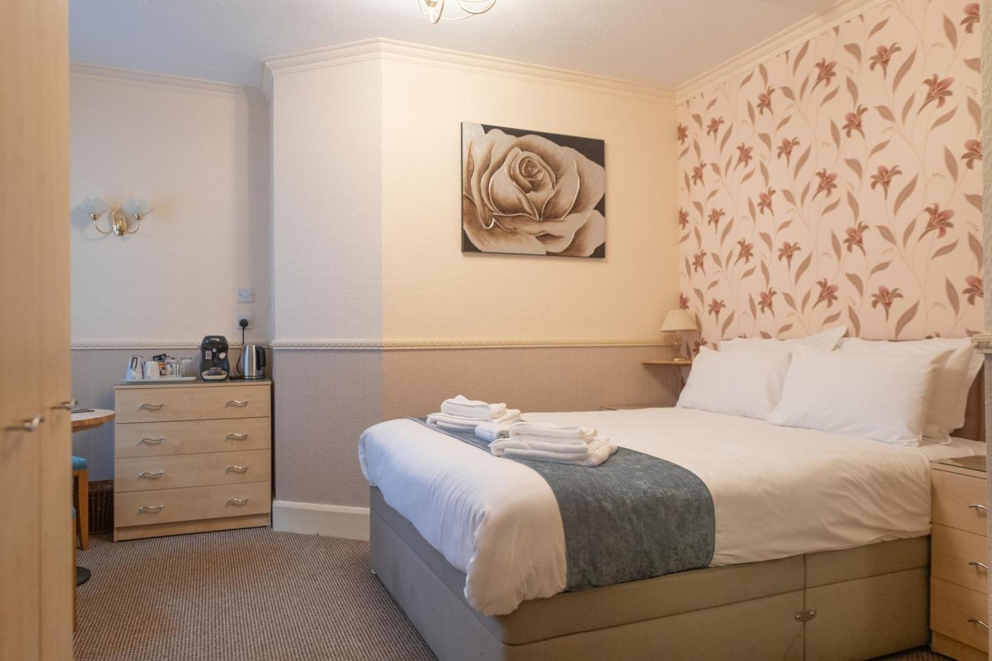 Bed and Breakfast The Kildare Skegness Esterno foto