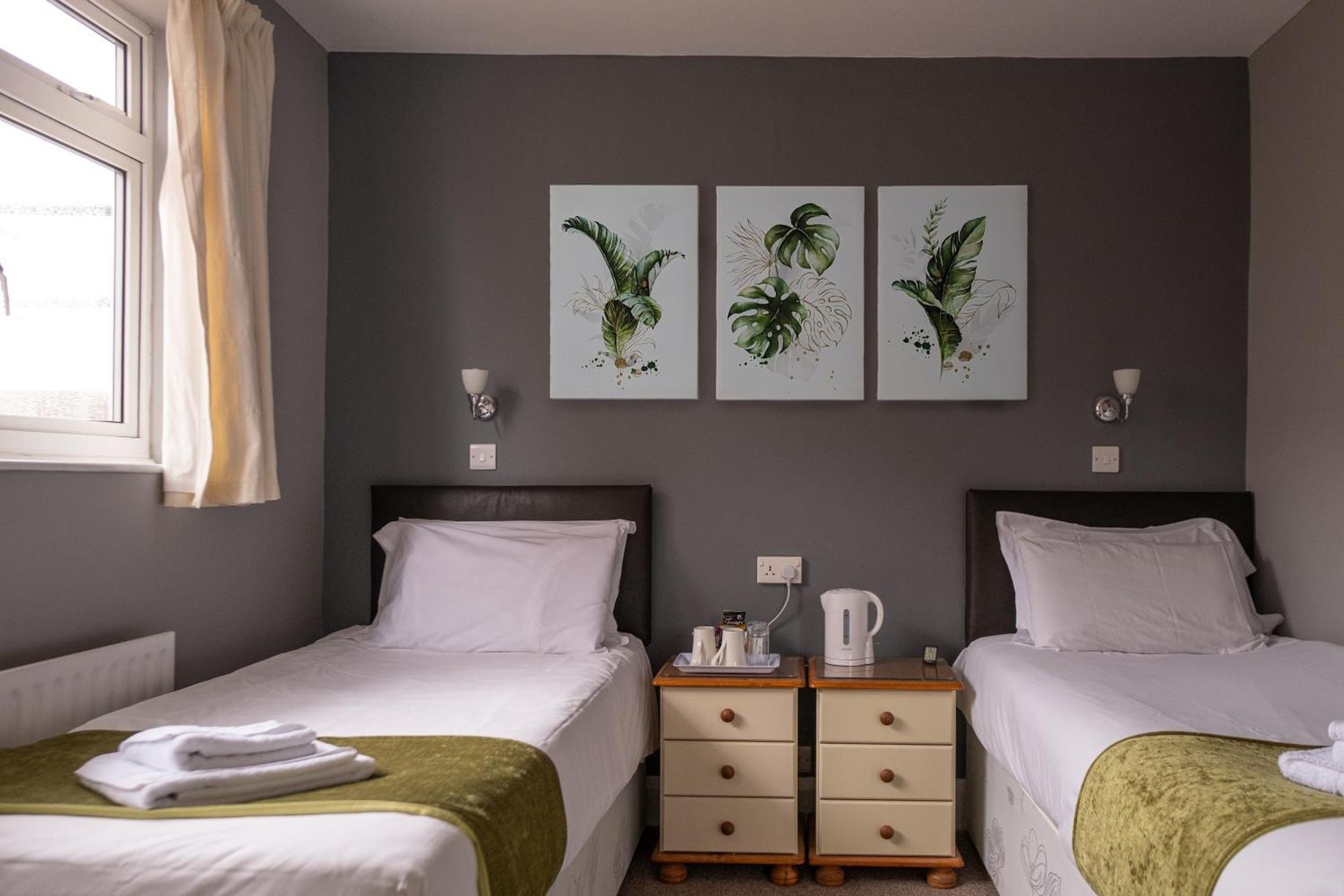 Bed and Breakfast The Kildare Skegness Esterno foto