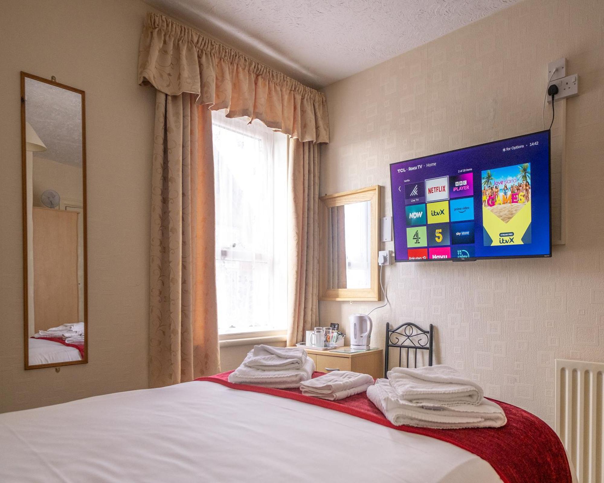 Bed and Breakfast The Kildare Skegness Esterno foto