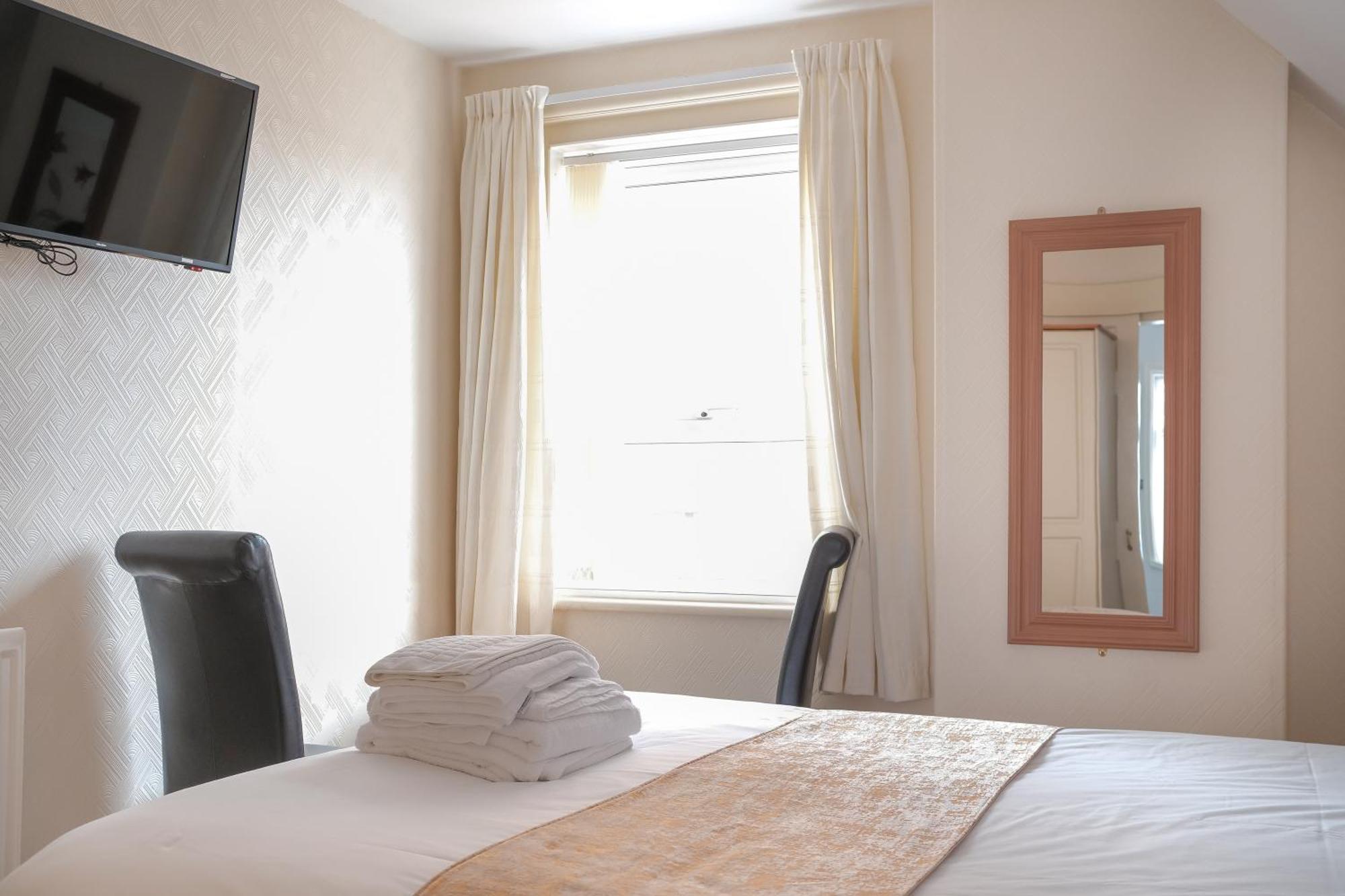 Bed and Breakfast The Kildare Skegness Esterno foto