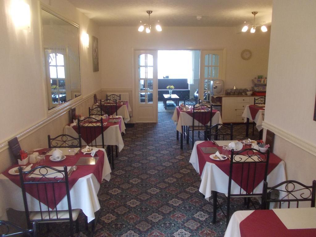 Bed and Breakfast The Kildare Skegness Esterno foto